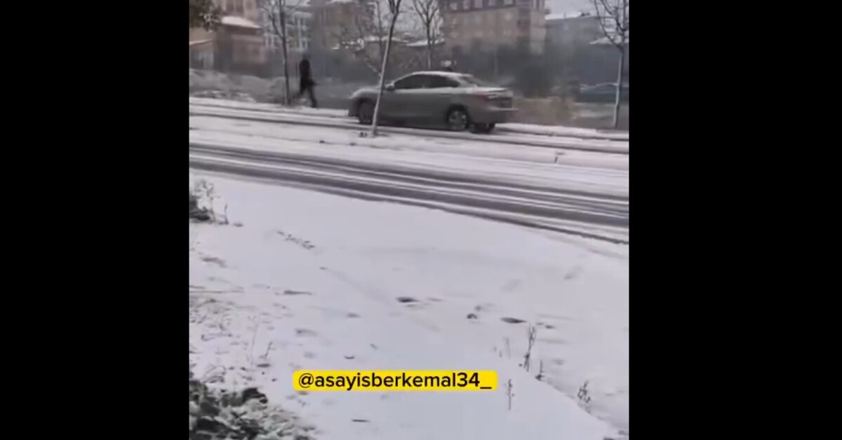 Kar yağışı kazaya yol açtı!