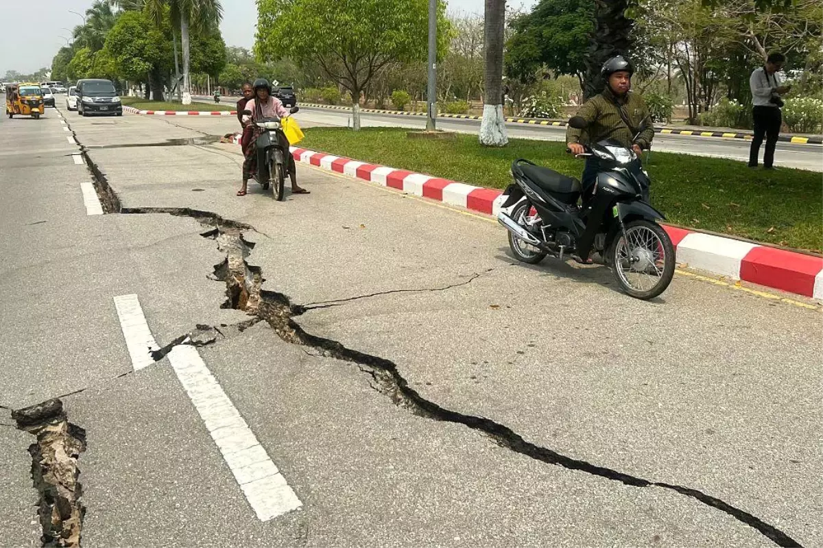 Myanmar’da İki Büyüklü Deprem